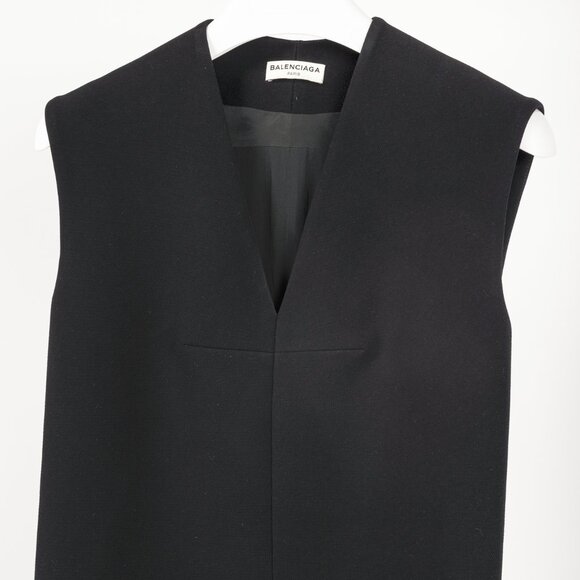 Balenciaga Black Crepe Back-Pleat Sleeveless Dress - Picture 3 of 9